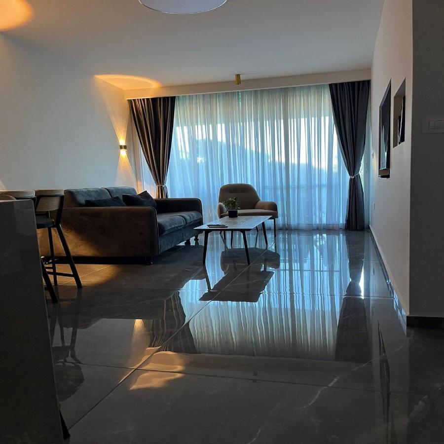 Caesarea Inn Kültér fotó