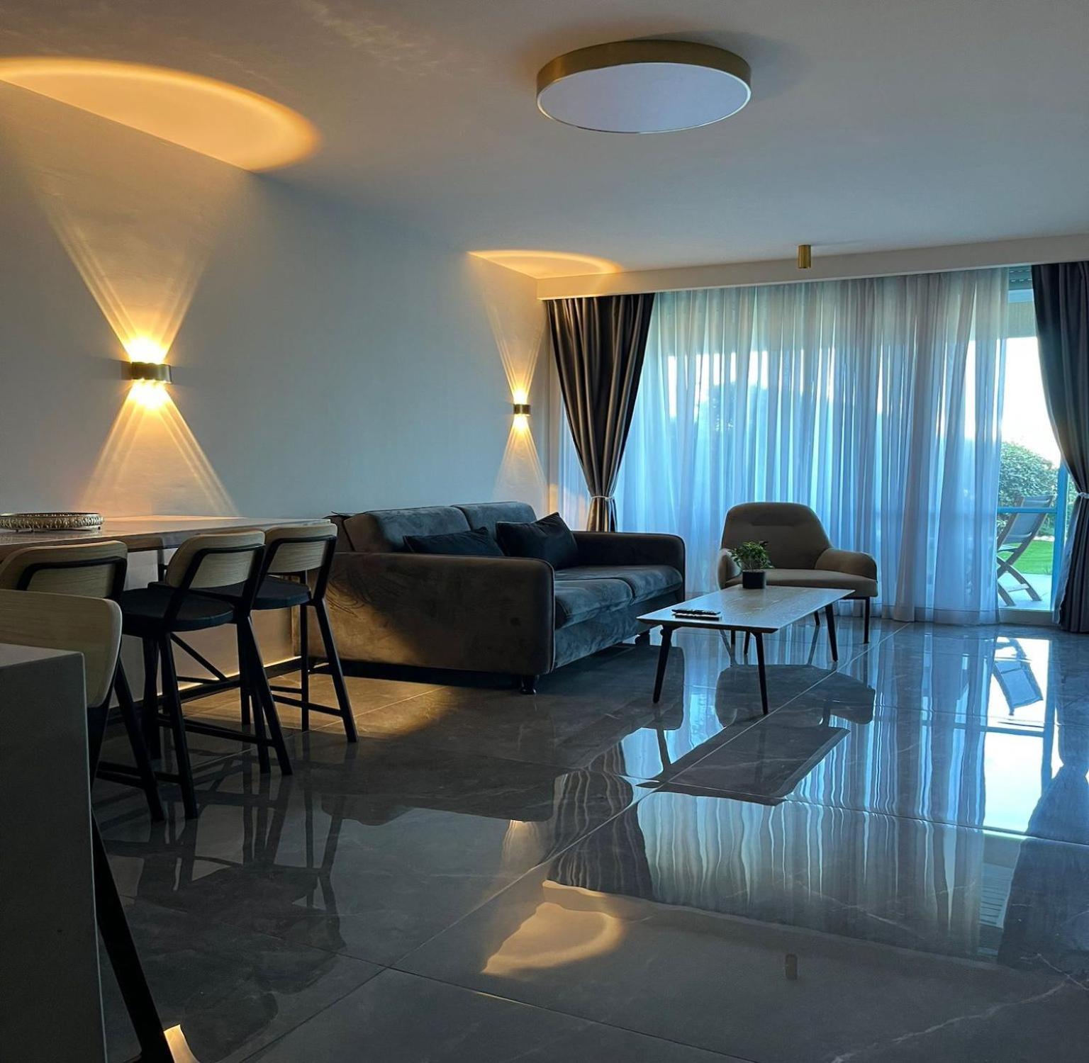 Caesarea Inn Kültér fotó